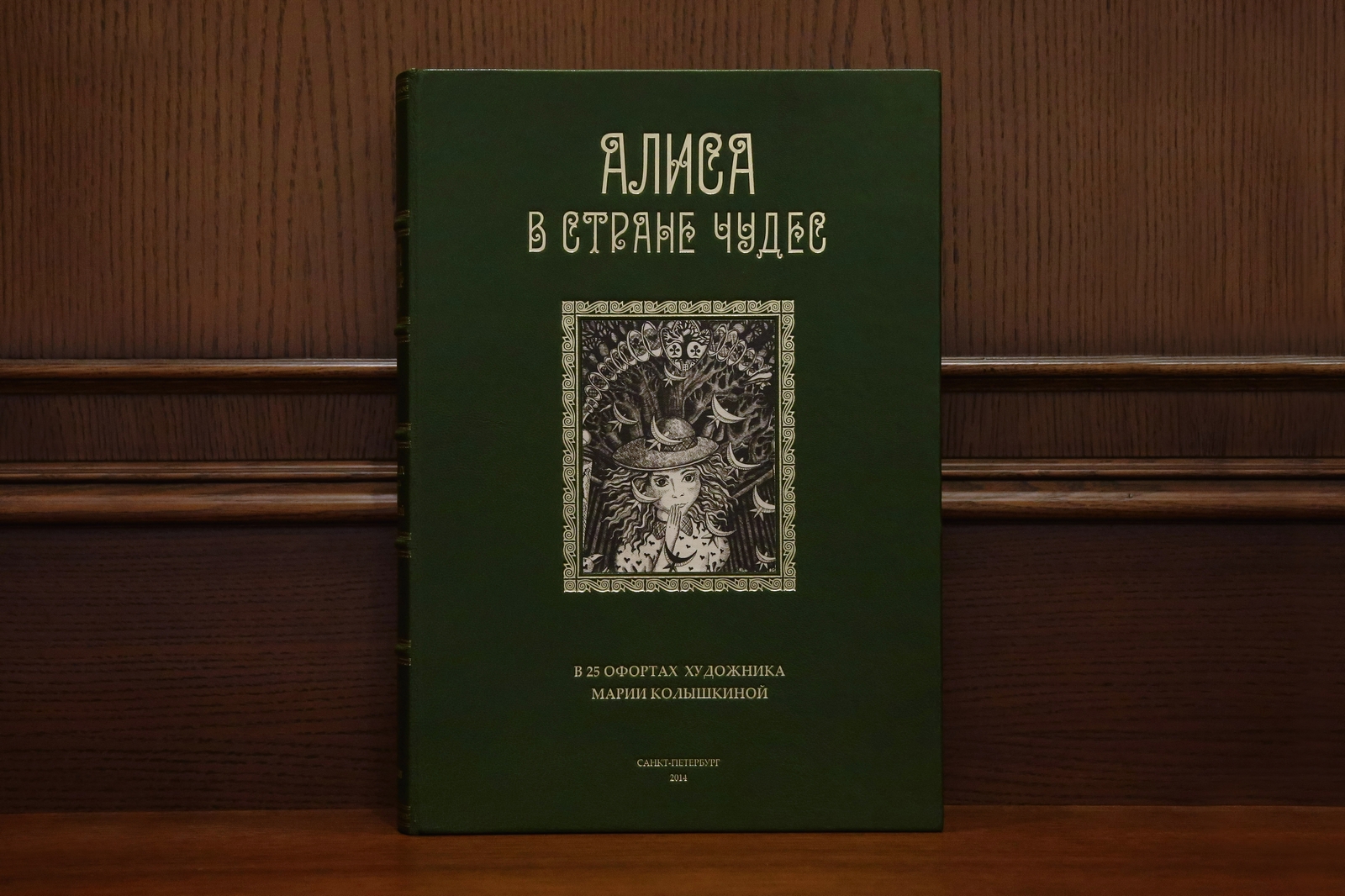 Книги про героизм и дружбу. Спишите раскрывая скобки и расставляя пропущенные. Портрет голявкина детского писателя. Дорогие ребята прочитайте замечательные книги зарубежных писателей. Дорогие ребята прочитайте.