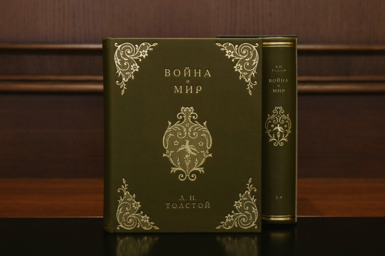 Толстой Л.Н. "Война и мир" в 4-х томах, 2-х книгах, изд.1960г.